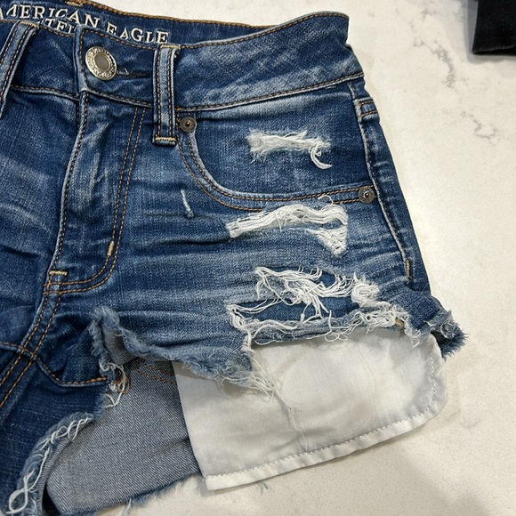 American Eagle Shortie Size 2 Denim Distressed Jean Shorts - Picture 5 of 10